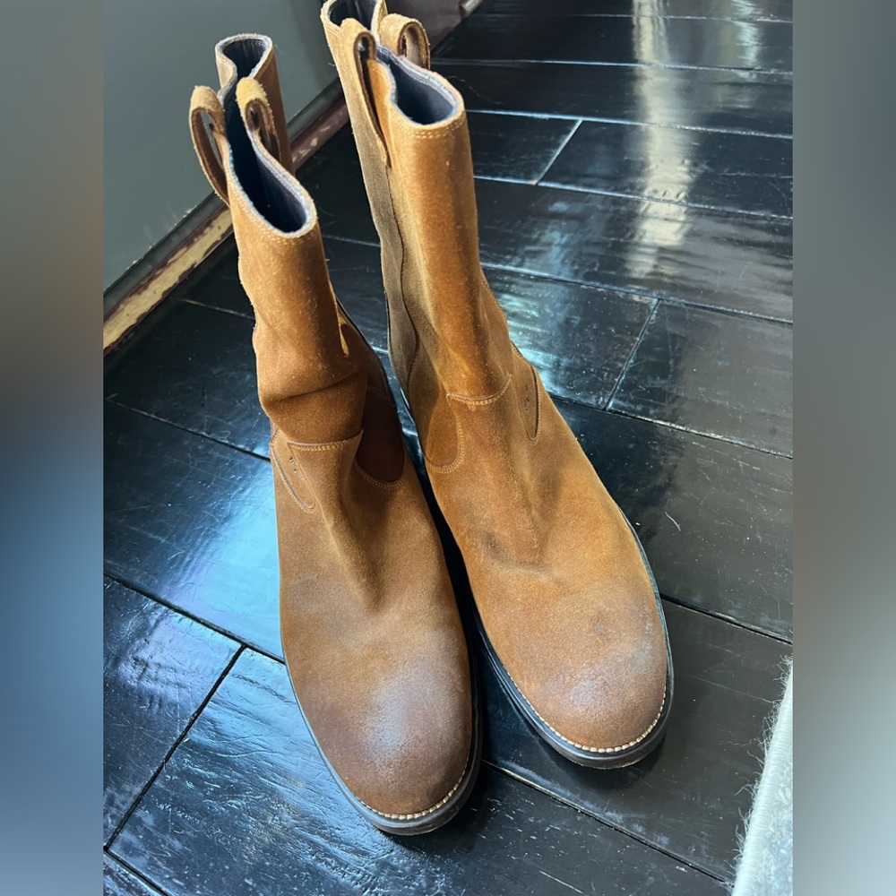 Men’s Ferragamo  Boots size 11